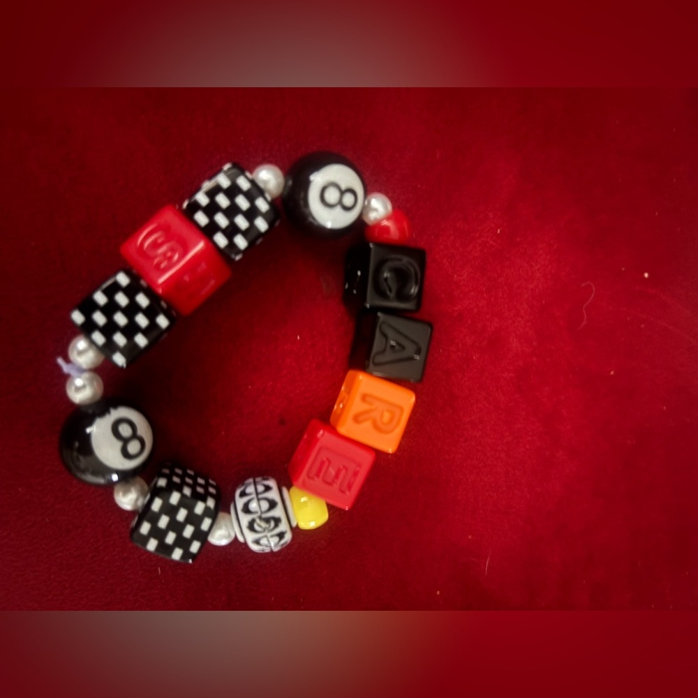 Colorful Beaded 🎱 8 ball Bracelet